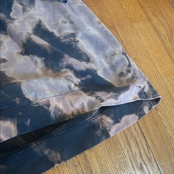 🫟Nike Black & Tan Tie-Dye Hoodie - Picture 3 of 6